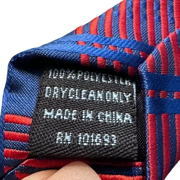 MLB Braves Mens Neck Tie - Picture 6 of 7